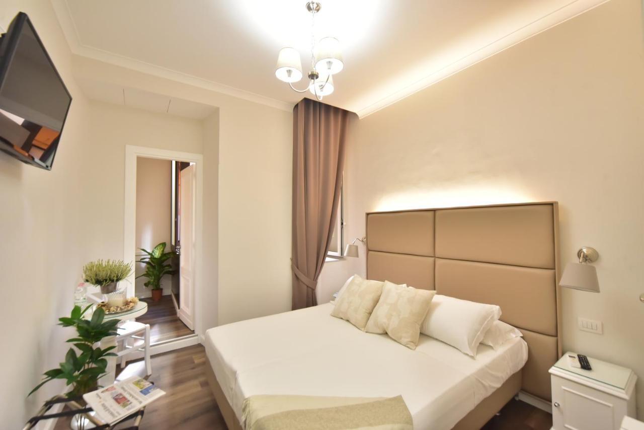 Sacconi Palace Suite Roma Exteriör bild