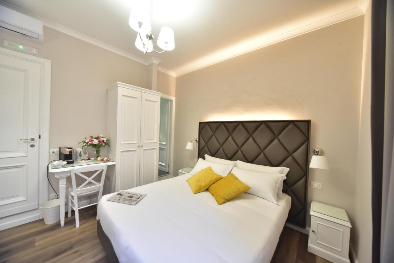Sacconi Palace Suite Roma Exteriör bild